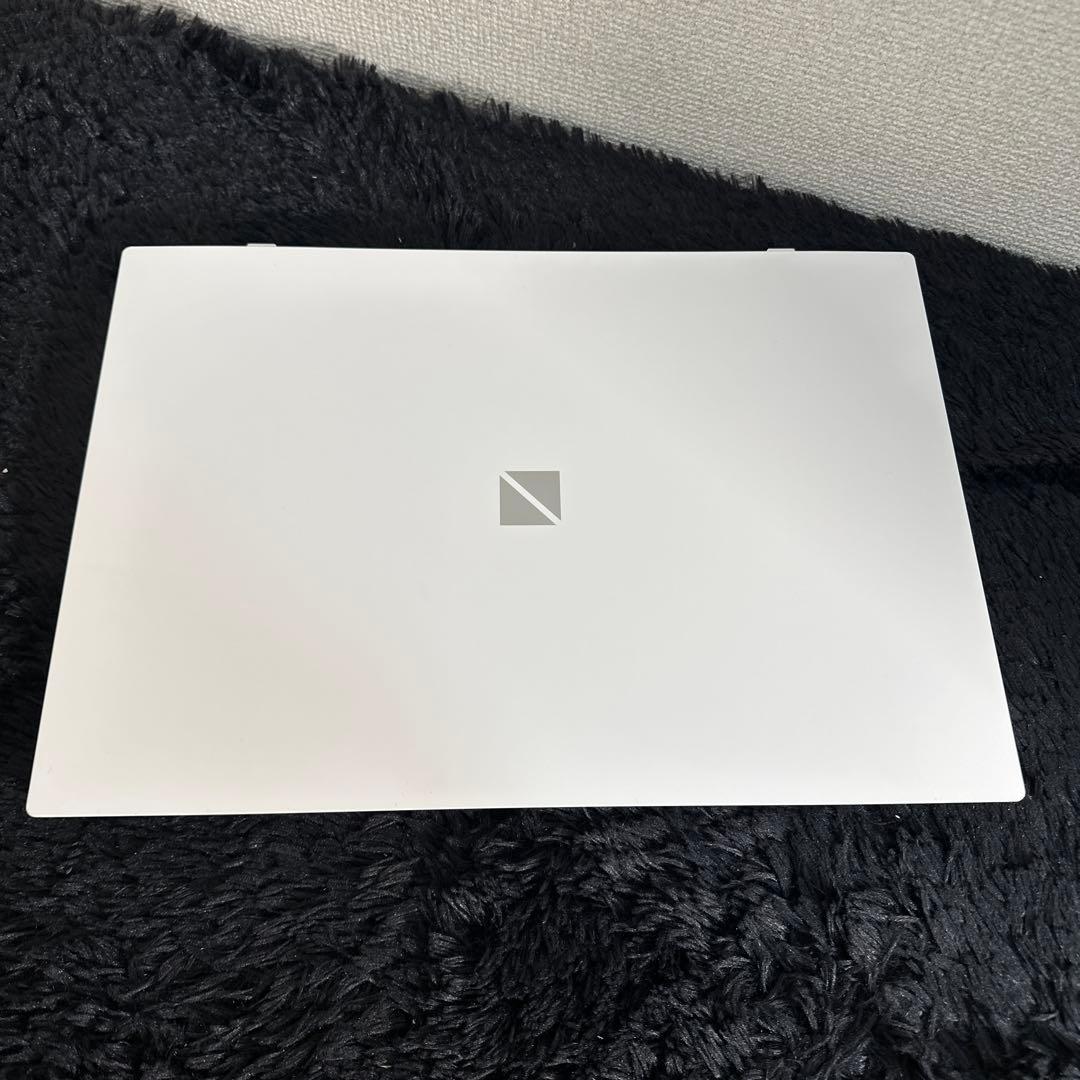 美品 NEC ノートPC PC-N153CEAW ホワイト LAVIE