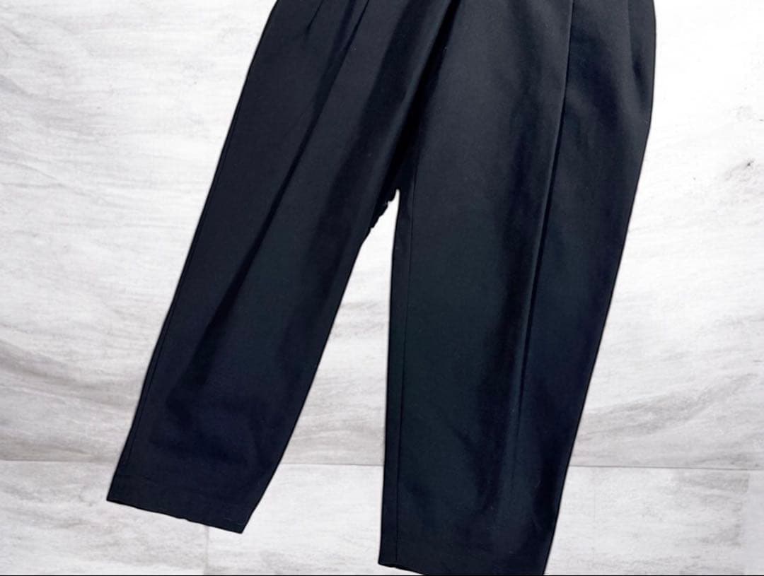 ato アトウ コットンツータック スラックス パンツ