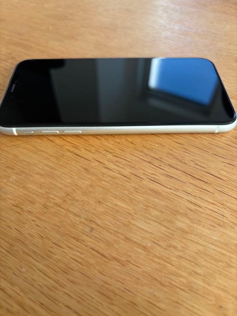 Apple iPhone XR ホワイト 本体 香港版