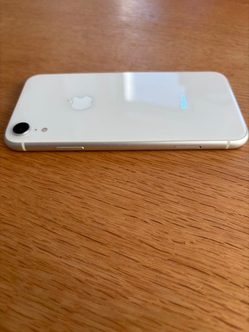 Apple iPhone XR ホワイト 本体 香港版