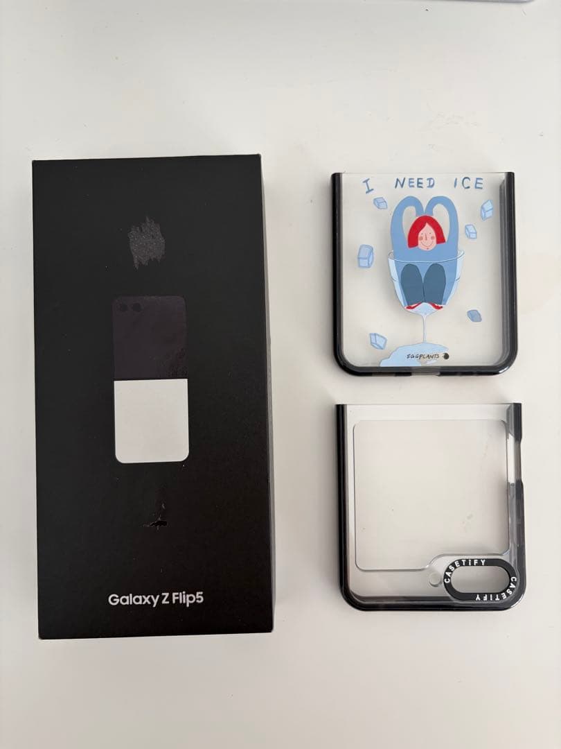 Samsung Galaxy Z Flip5 クリーム 本体 箱付き