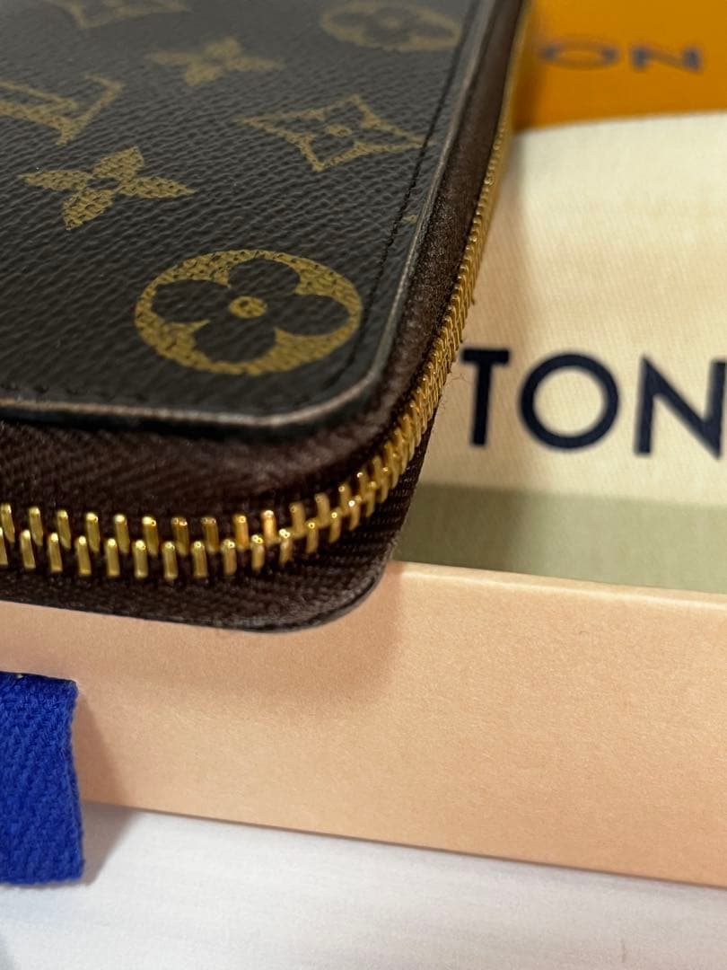 ルイヴィトン 長財布 ラウンドファスナー ポルトフォイユクレマンス フューシャ