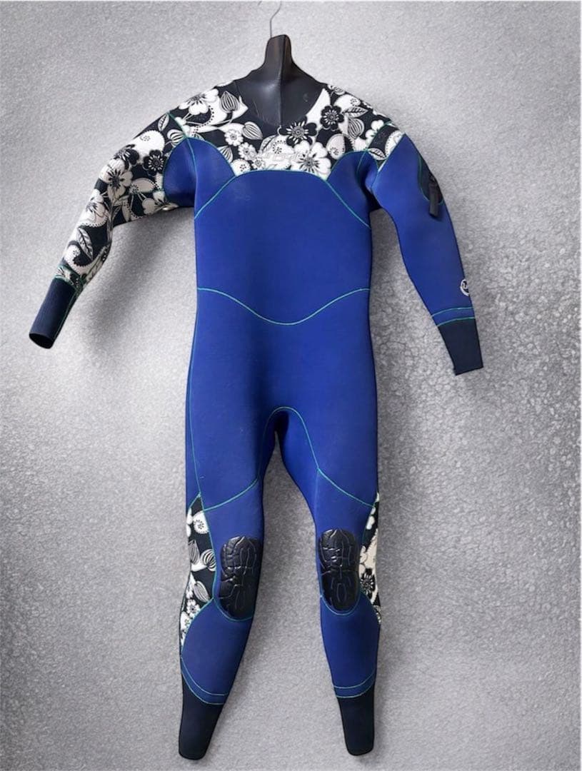 サーフィン　ウェイクボード　ドライ　セミドライ　リキッドフォース　オニール