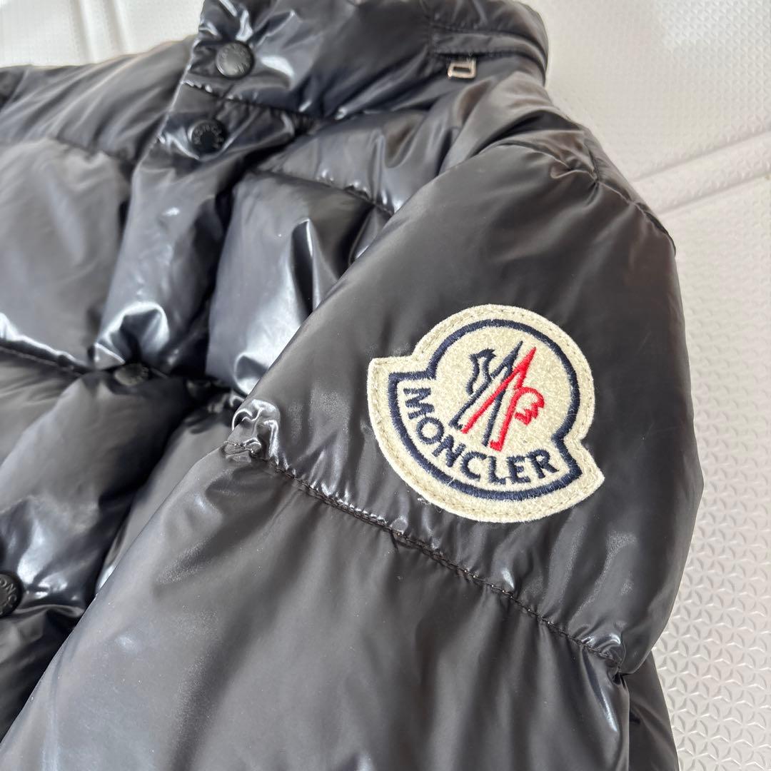 MONCLER 黒 ダウンジャケット　エベレスト