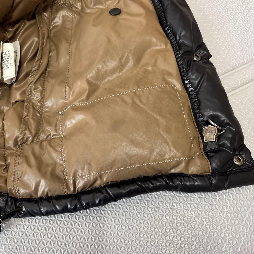 MONCLER 黒 ダウンジャケット　エベレスト