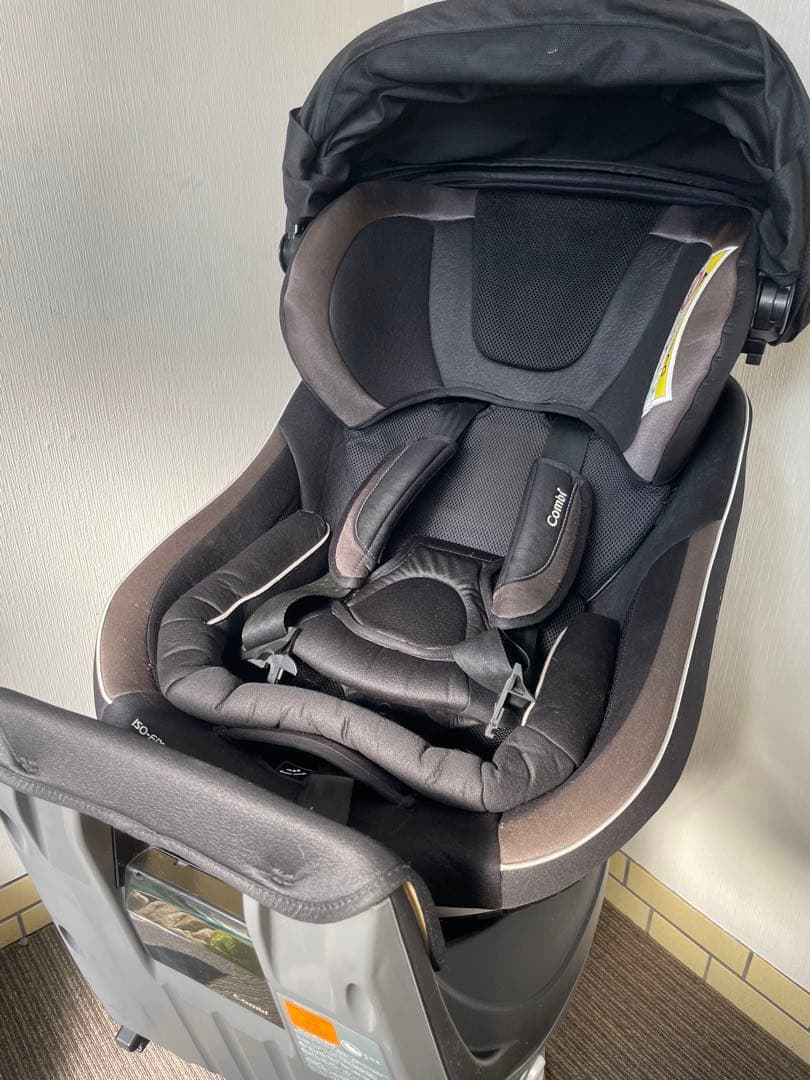 【美品】 Combi コンビ NEROOM ネルーム ISOFIX NF-700