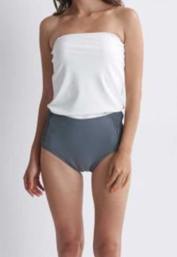 完売品！新品未使用！ＲＯＸＹ セパレート水着 ホワイト/グレー