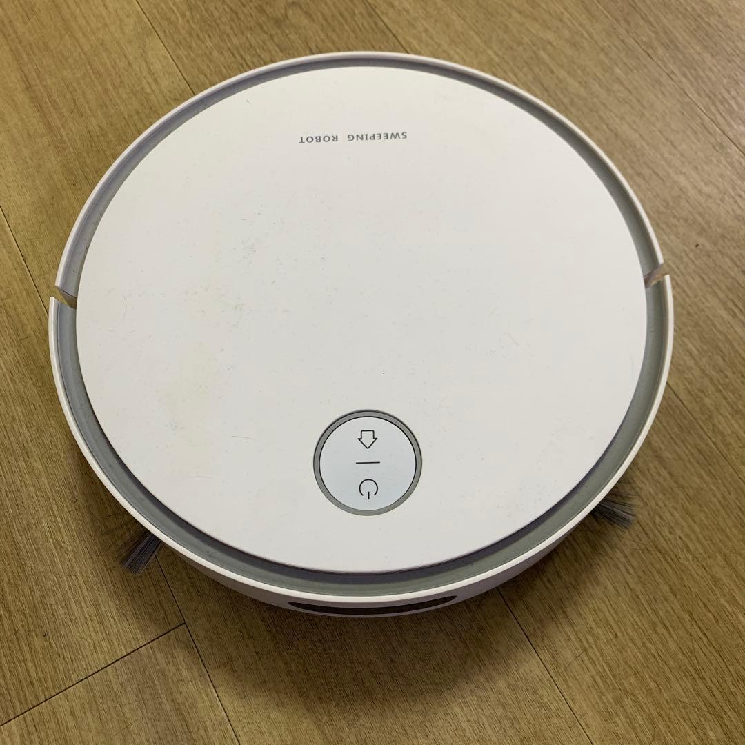 中古品ですが充電器も付属します。