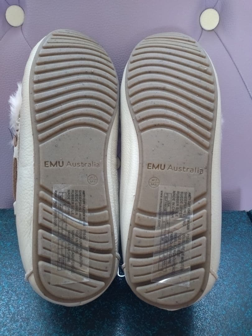 EMU AustraIia 新品未使用　モカシン