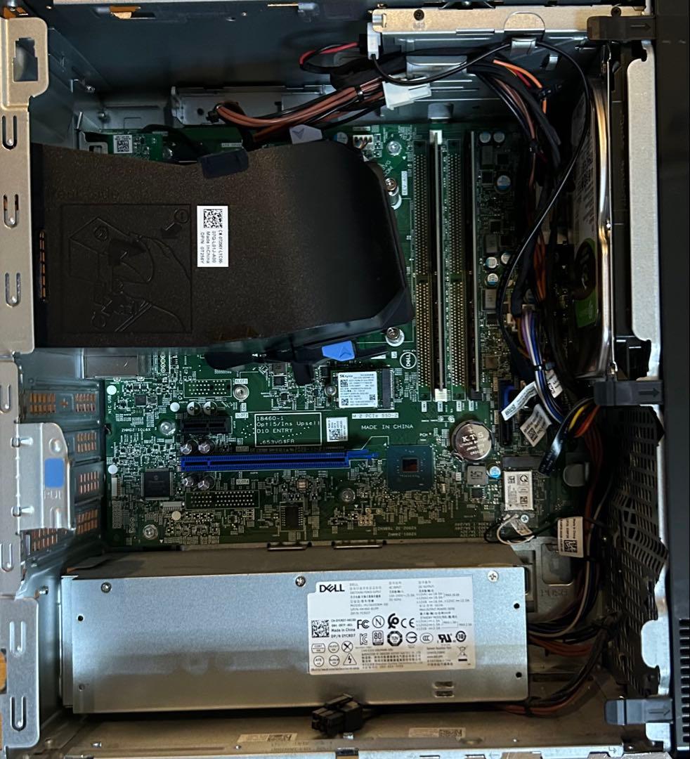 Dell Inspiron 3881 デスクトップPC