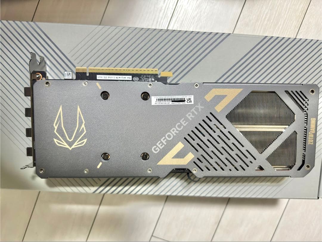 グラフィックボード・グラボ・ビデオカード ZOTAC GEFORCE RTX 5070 12GB