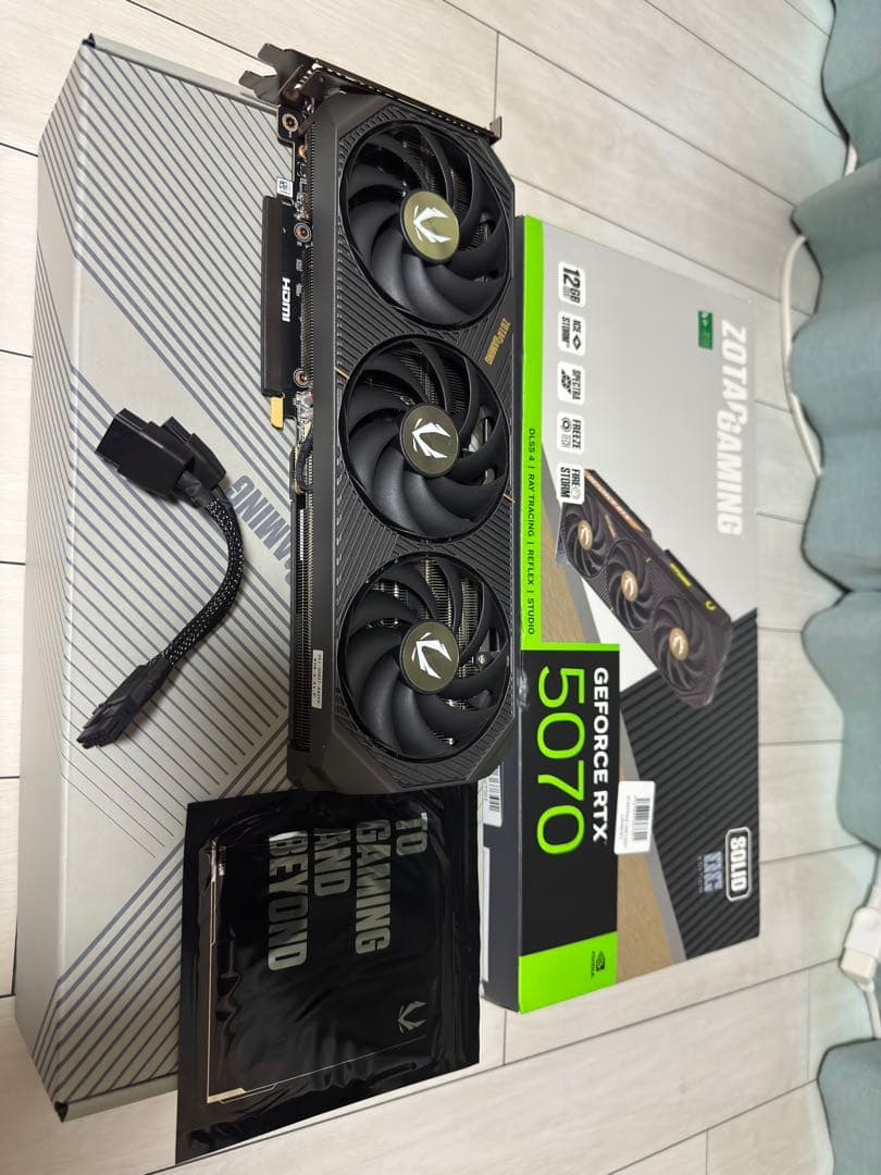 グラフィックボード・グラボ・ビデオカード ZOTAC GEFORCE RTX 5070 12GB