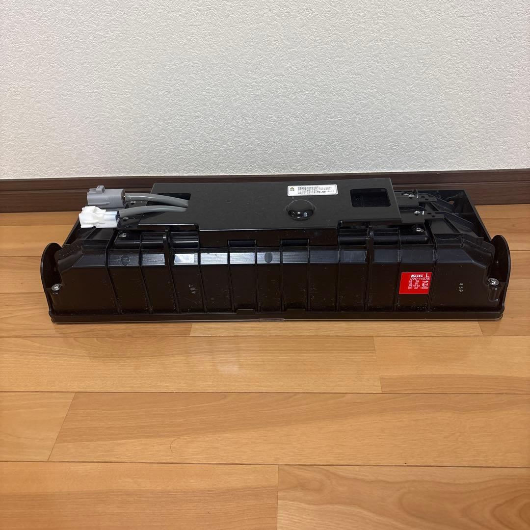 新車外し　小糸製作所　LEDテールランプ　ノーマルターン