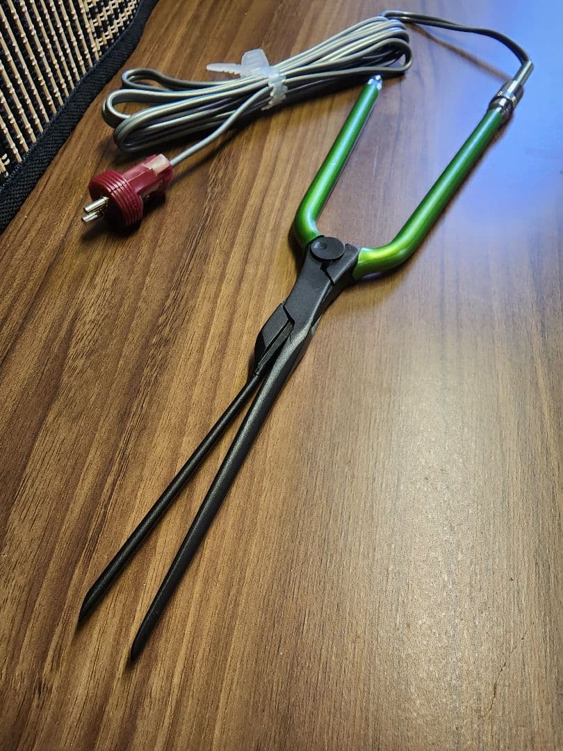 新品 TANAKARIKI テフロン 細丸アイロン ヘアアイロン 値下げ↓↓