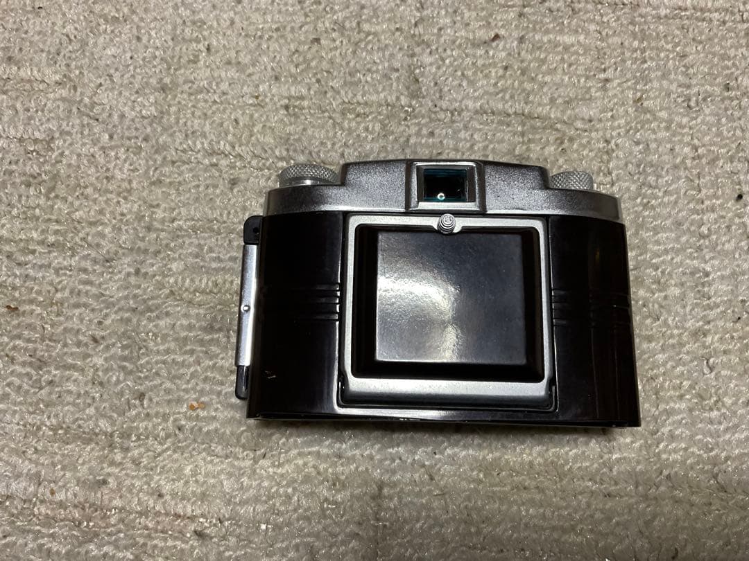 蛇腹式カメラ／コニレット　小西六写真工業株式会社。【取扱説明書と専用フラッシュ】