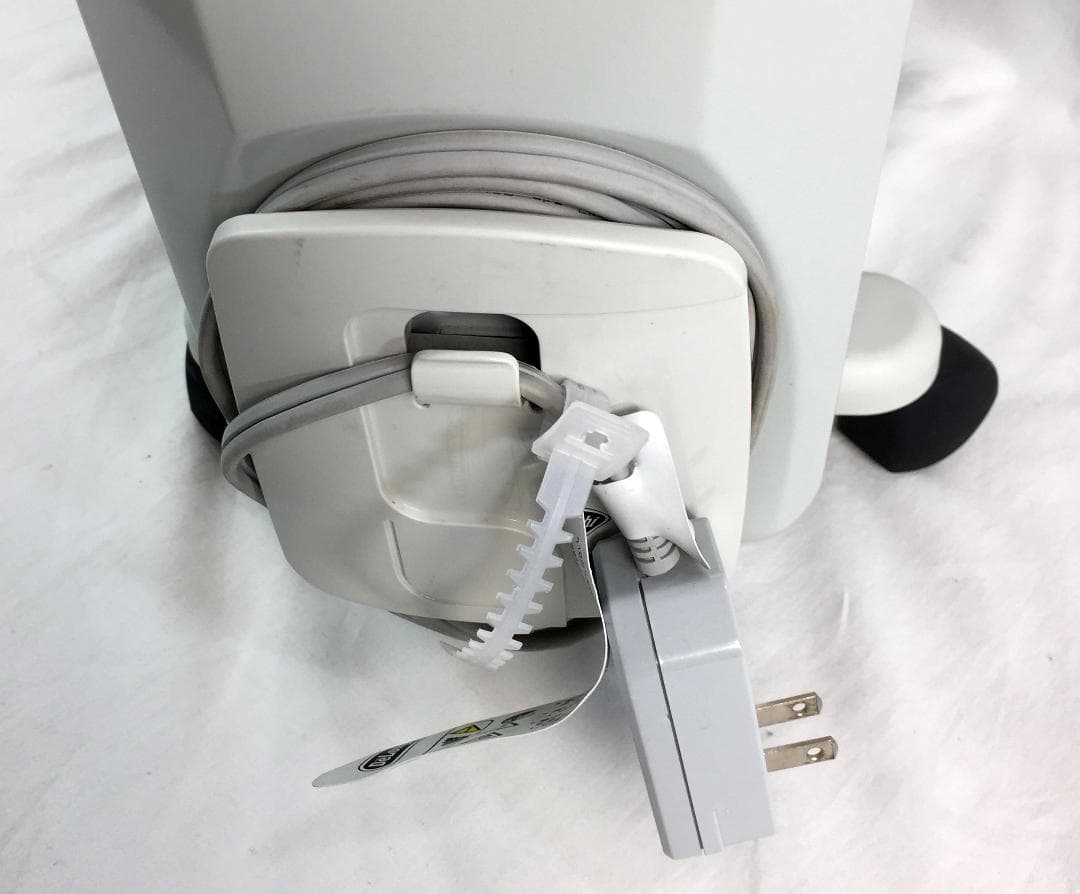 送料込み②☆デロンギ☆オイルヒーター☆デジタルラディアント☆8畳☆暖房