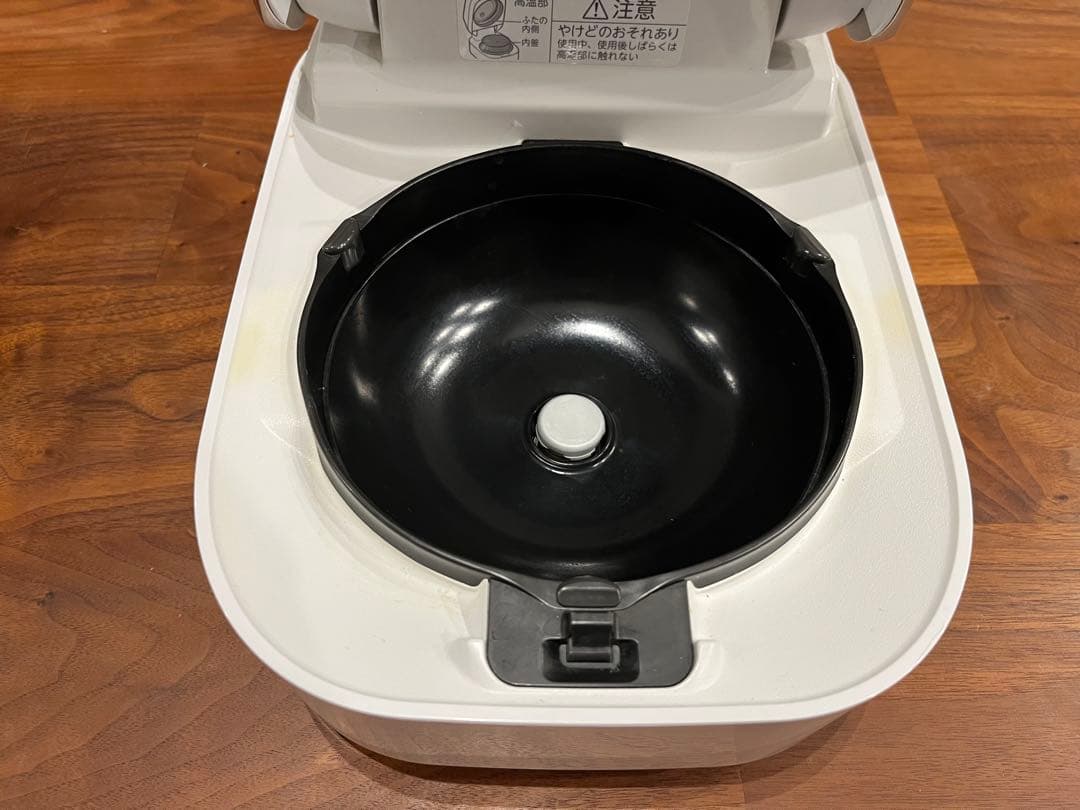 東芝IH炊飯器 RC-4ZWJ 2.5合※返品不可