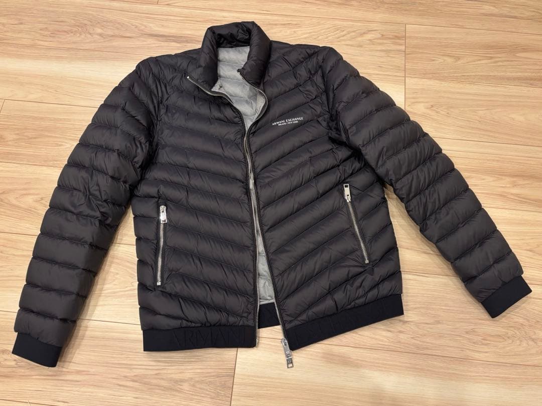 美品⭐︎アルマーニエクスチェンジ　黒メンズダウンジャケット Sサイズ