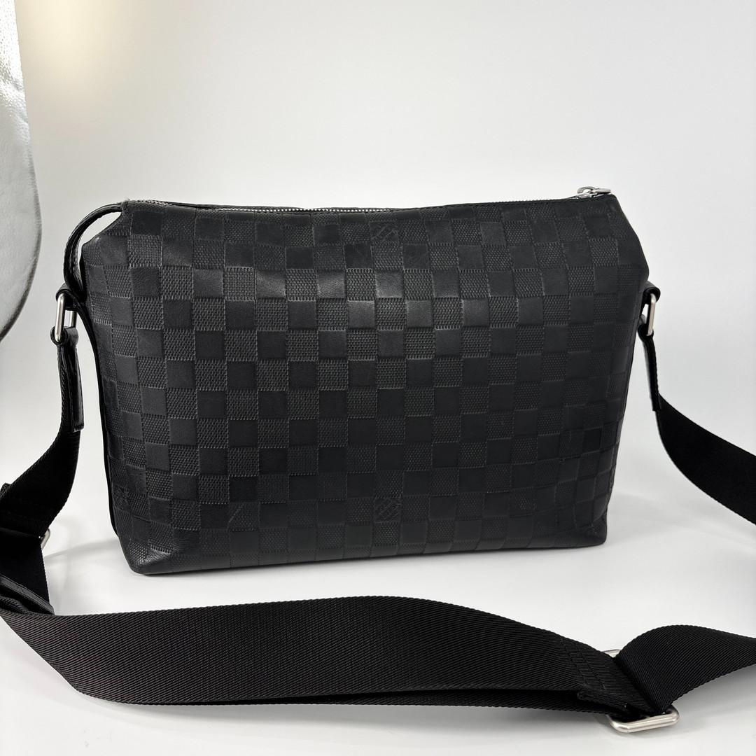 超極美品 ルイヴィトン ダミエアンフィニ ディスカバリー メッセンジャーMM