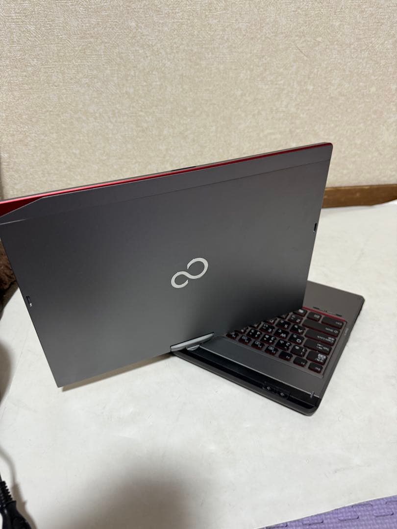富士通 LIFEBOOK T T725/K FMVT05002 標準モデル