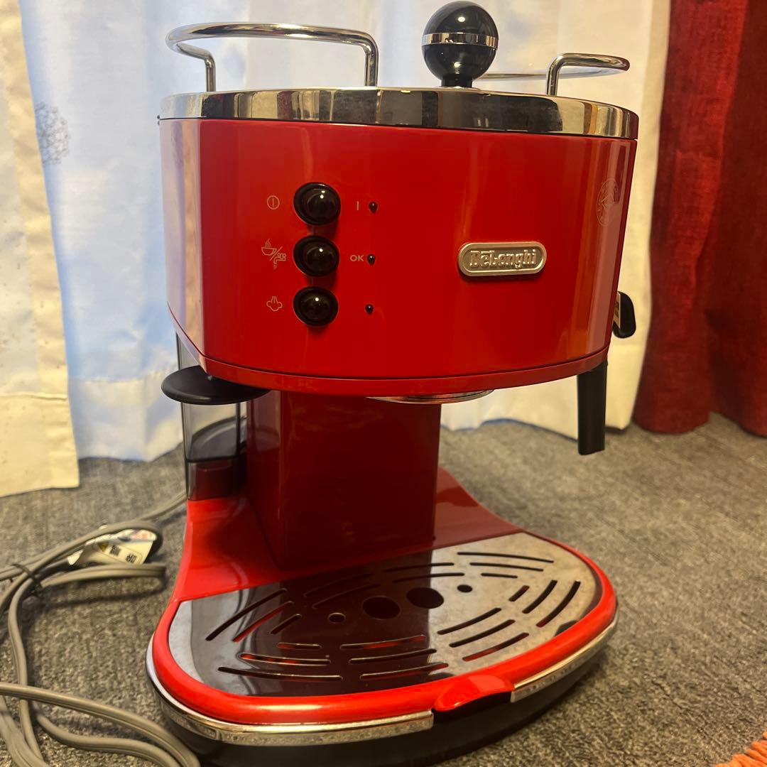 直営店購入　デロンギ　アイコナ　エスプレッソ　カプチーノメーカー　赤