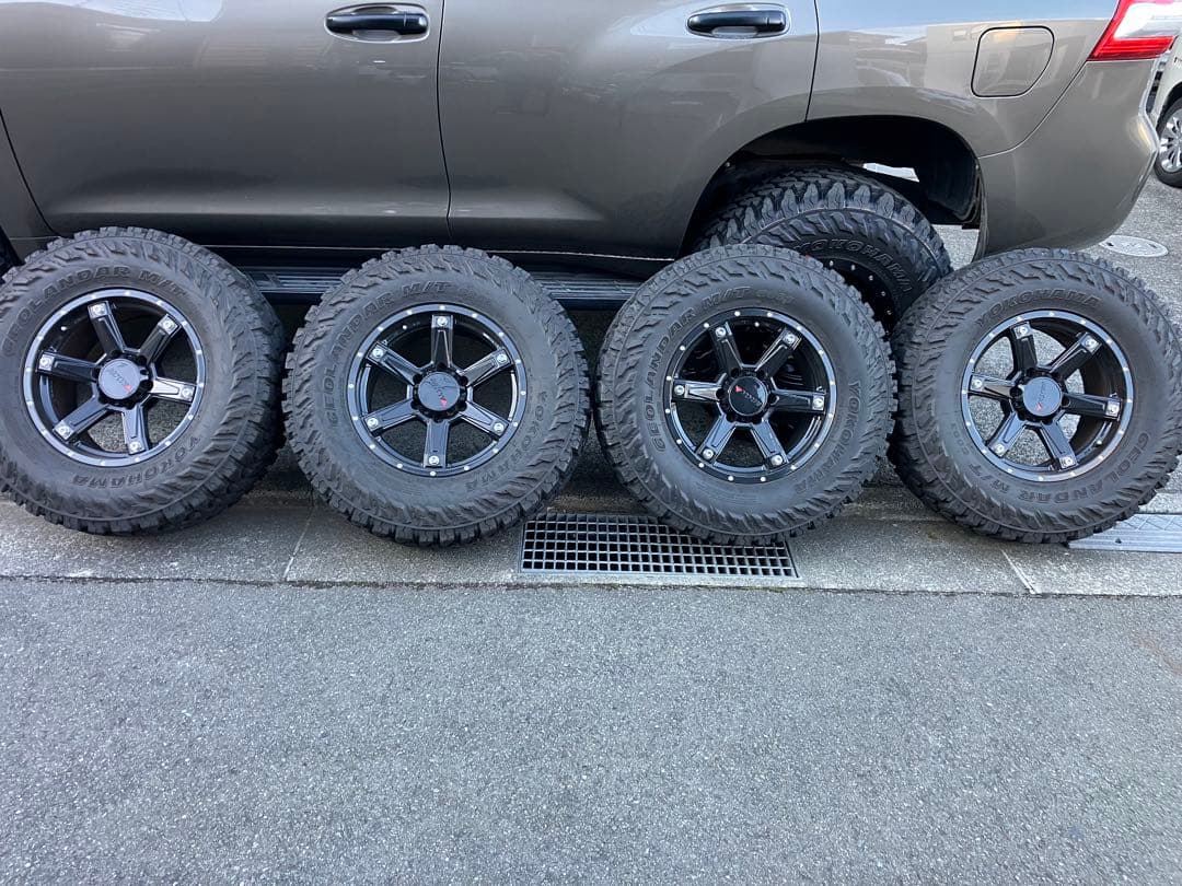 プラドで使用、285/70/R17、ワイトレ、ホイール、ナットのフルセット