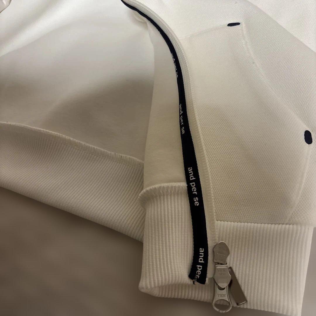 and per se ホワイト フルジップパーカー