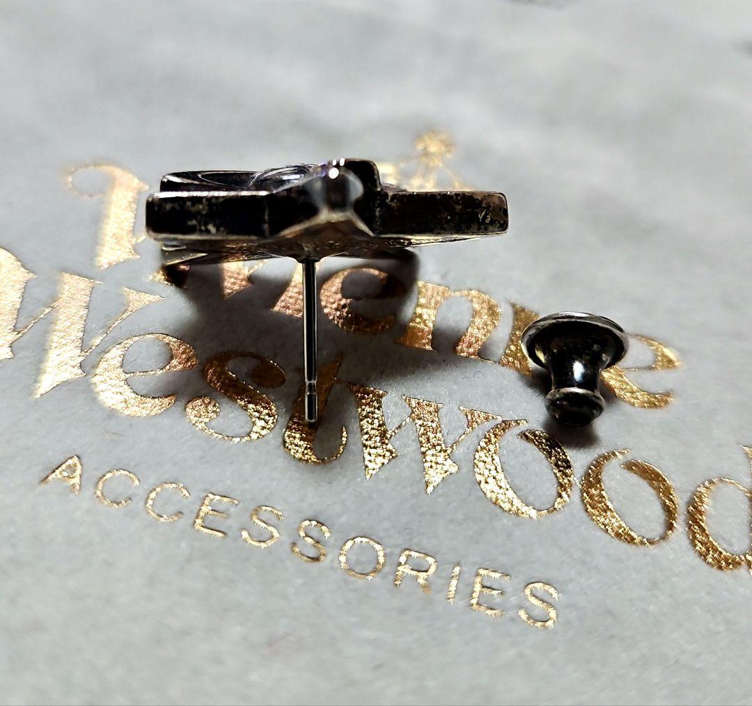 Vivienne Westwood 星形ピアス 片方のみ