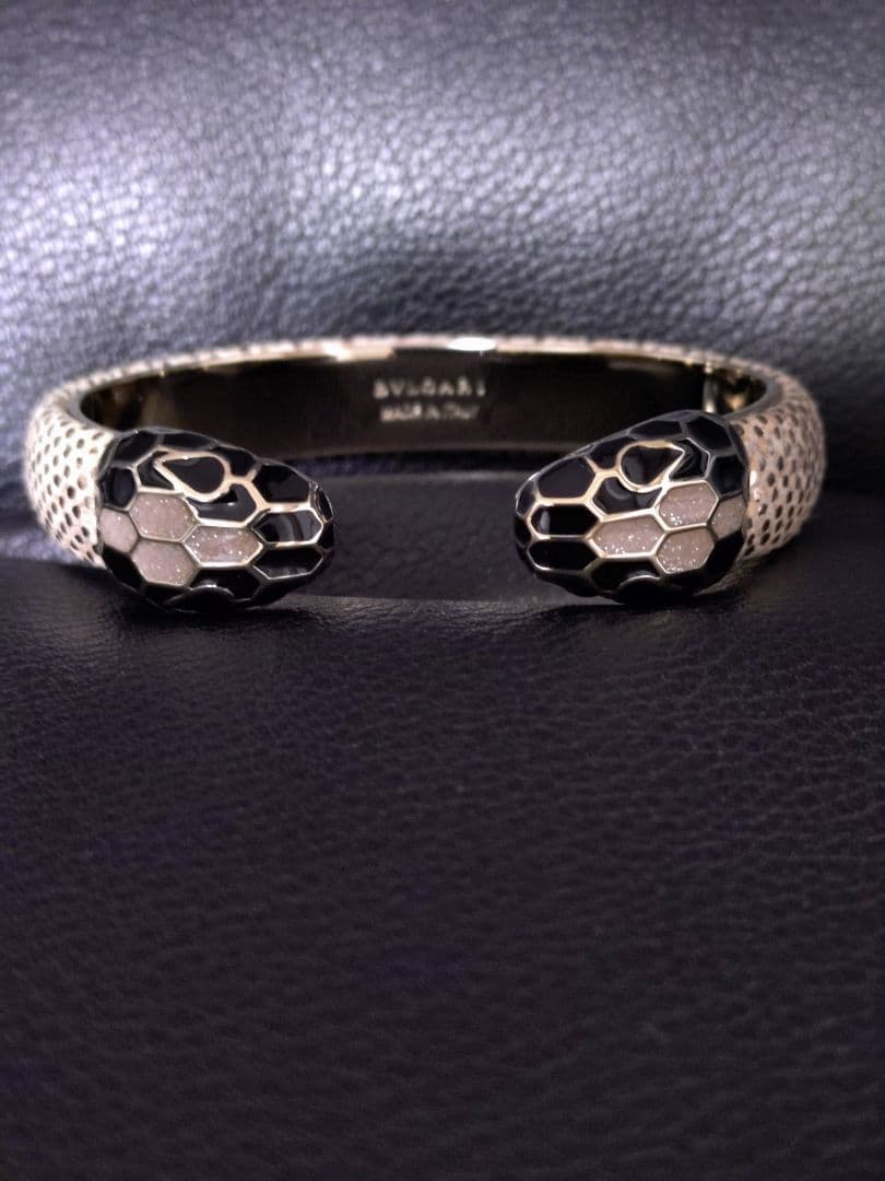 BVLGARI　ブレスレット　セルペンティ バングル　ブルガリ