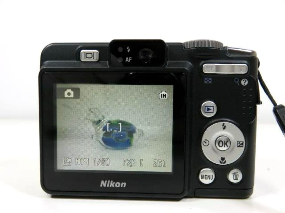 Nikon ニコン COOLPIX P50 コンパクトデジタルカメラ