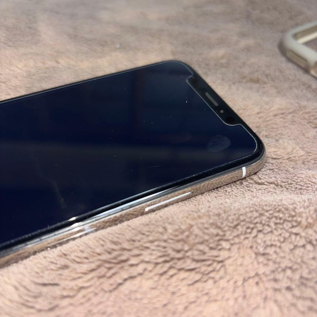 Apple iPhone Xs シルバー 256GB SIMフリー