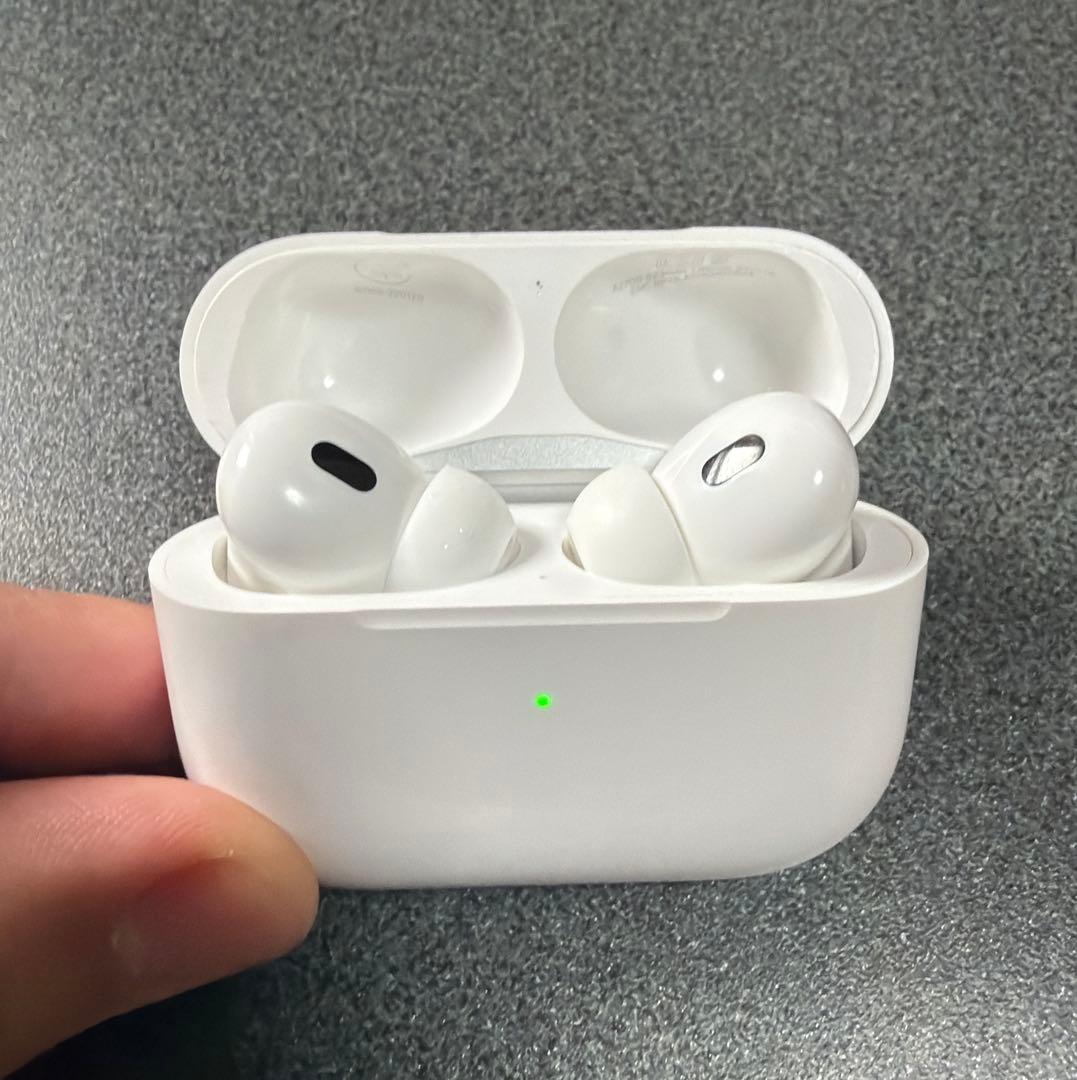 Apple AirPods Pro 第2世代 lightningコネクト