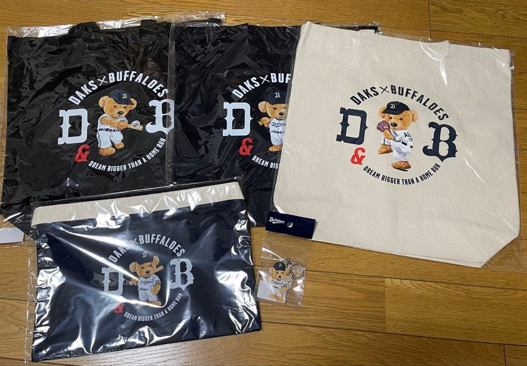 オリックスバファローズ　ORIX DAKSトートバッグ3種　キーホルダー　ポーチ