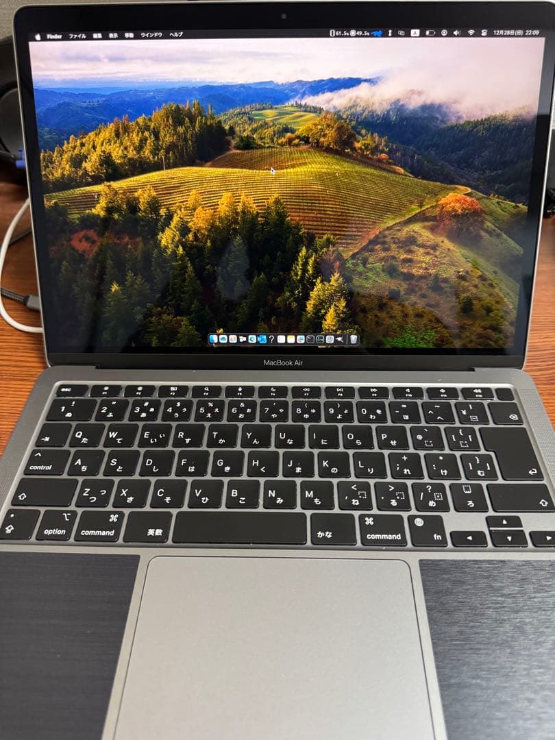MacBook本体 Apple MacBook Air (M1, 8GB)