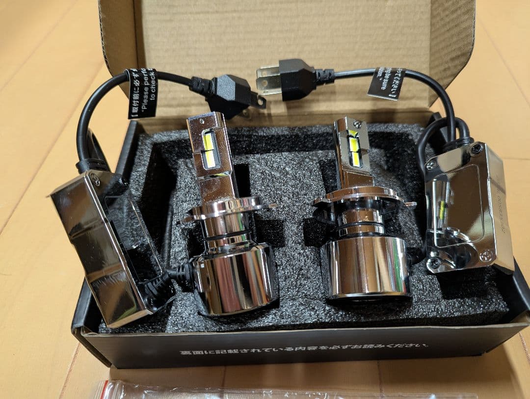 HID屋 LEDライト Qシリーズプラチナ H4 HI/LO テスト点灯のみ