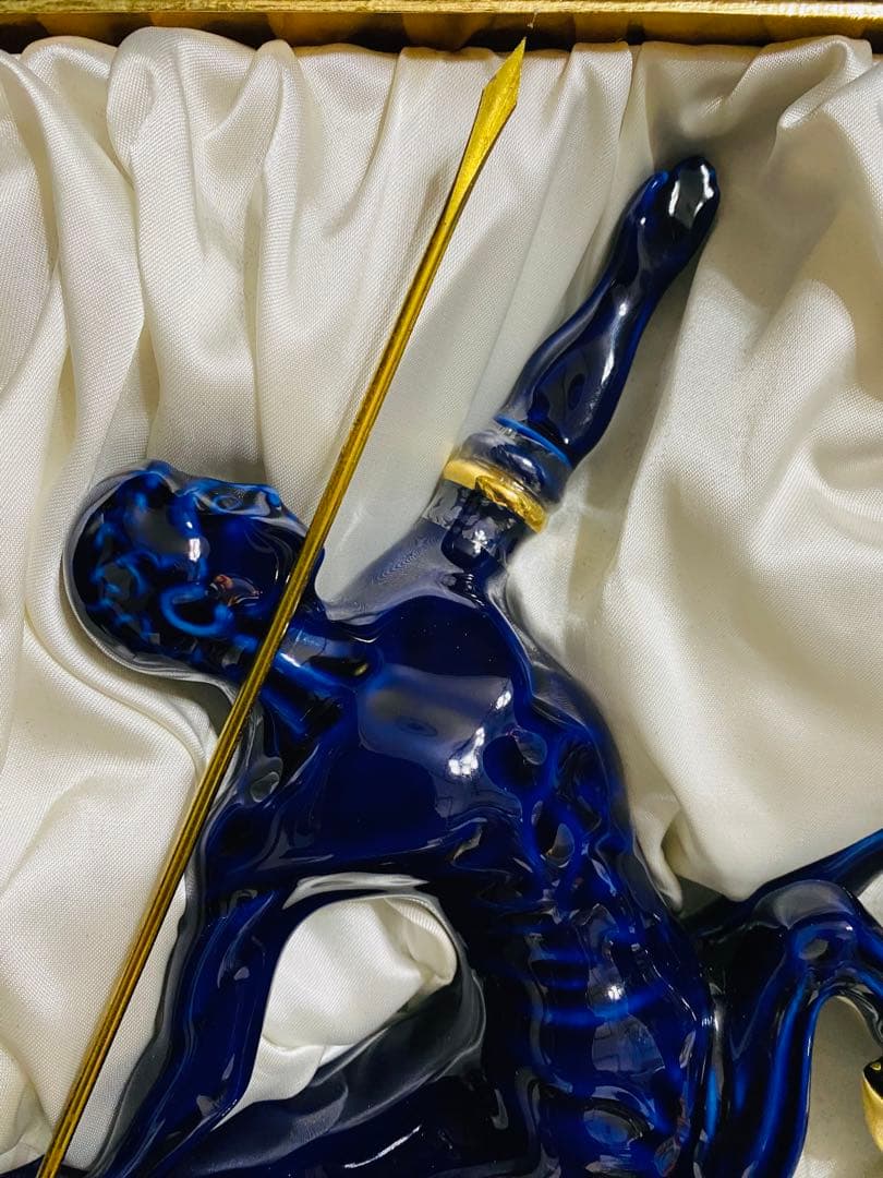 ブランデー REMY MARTIN CENTEAU LIMOGES 700ml.