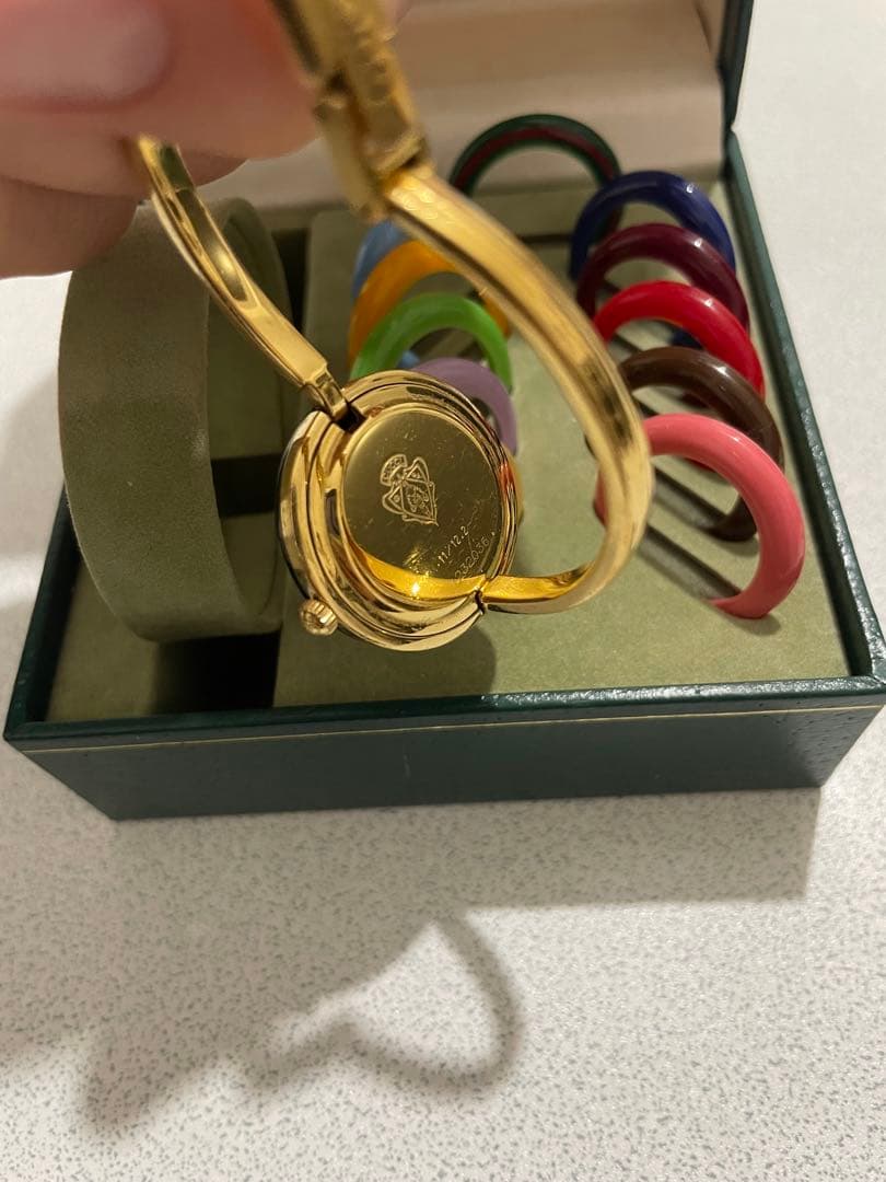 GUCCI グッチ　チェンジベゼル　12色　時計　ゴールド
