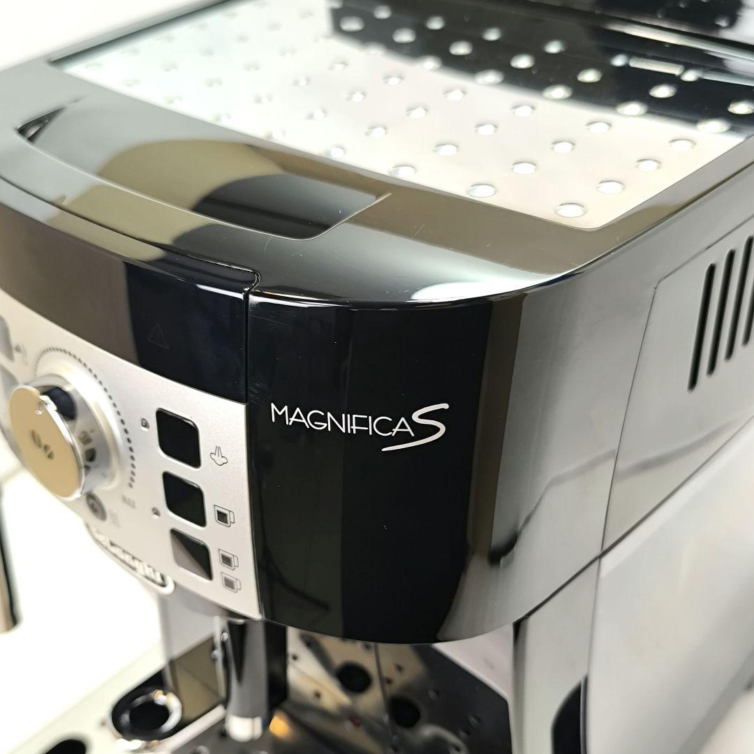 デロンギ　コンパクト全自動コーヒーマシンマグニフィカS ECAM22112B　4