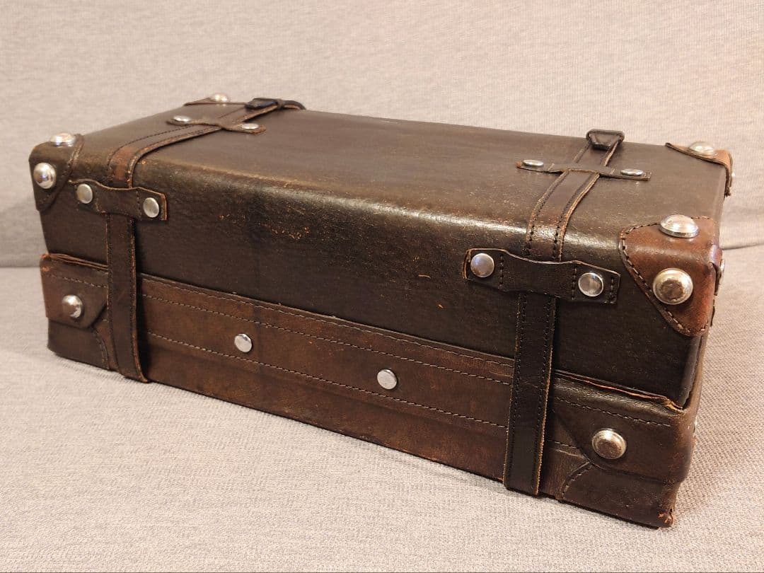 【 鍵付き 】アンティーク総天然皮革製トランク バッグ 中型