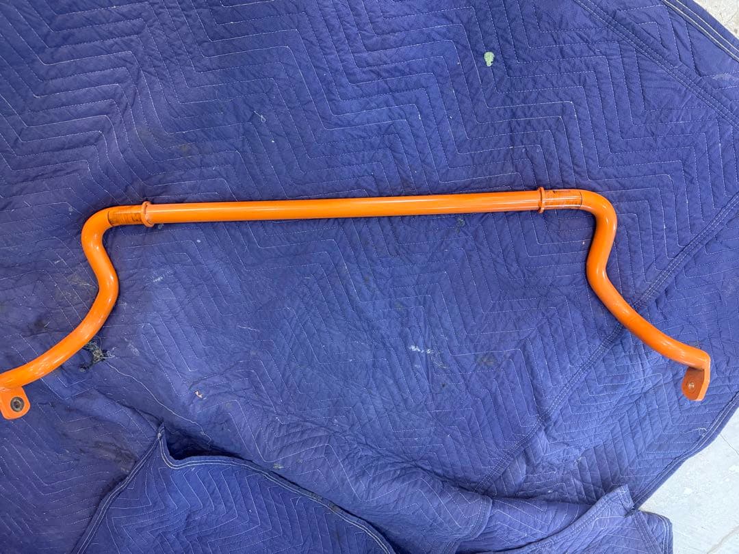 【ユーアイビーグル】ハイエース　フロント強化スタビライザー