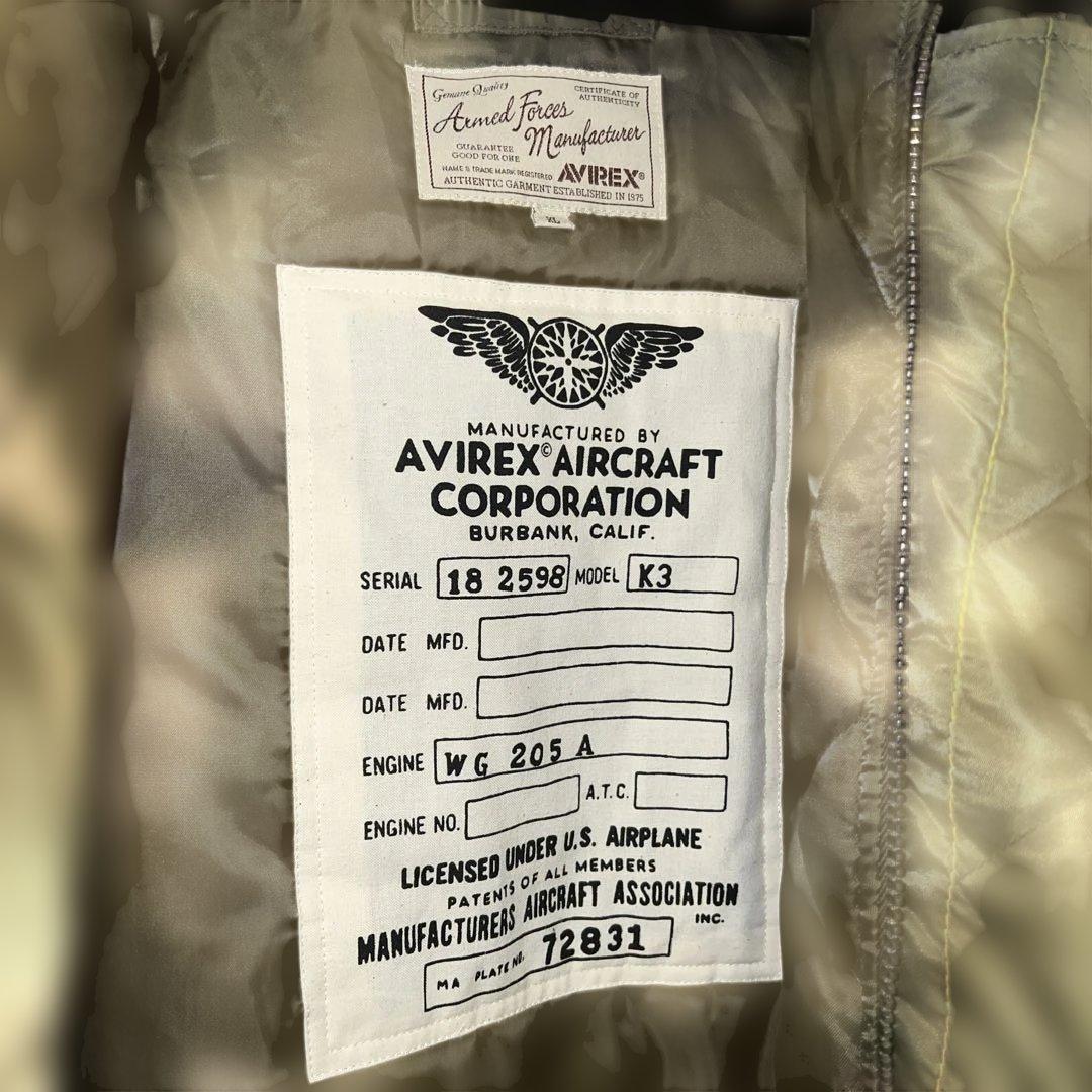 AVIREXダウン風パッチ付きミリタリージャケット/ポケット多め