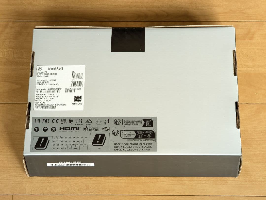 【新品】ASUSミニPC PN42 ファンレス