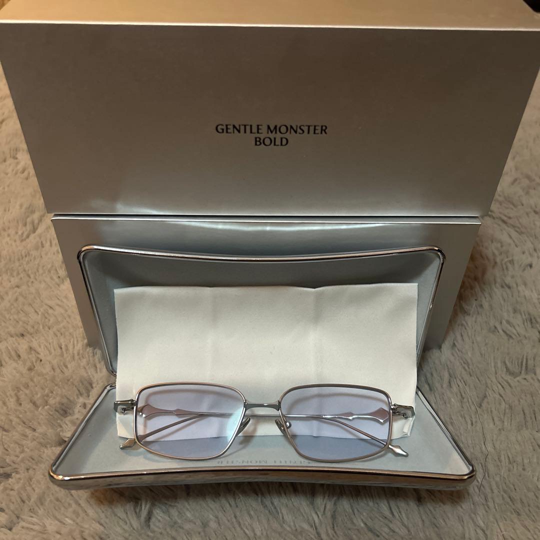 小物 GENTLE MONSTER BOLD Atomic 02(B)