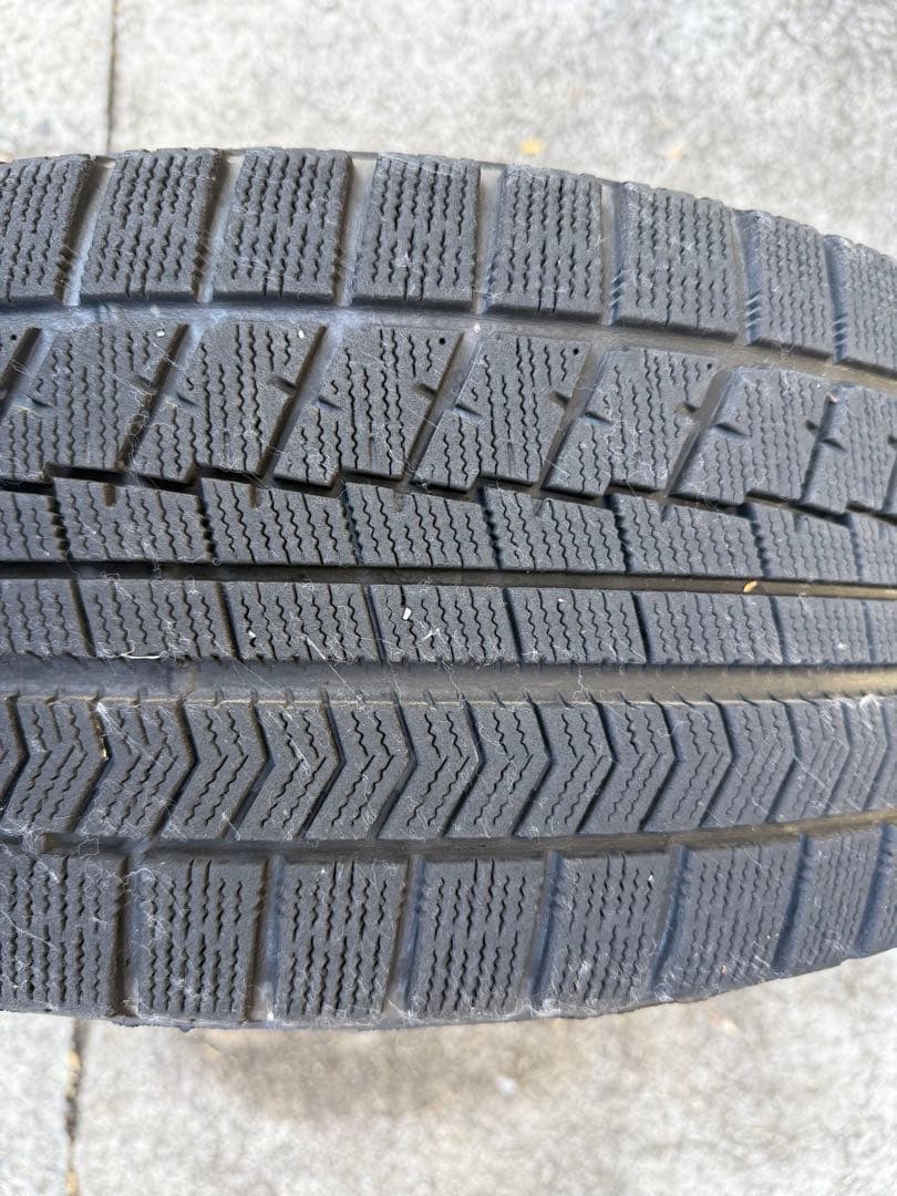 MINI 18インチ ブラックホイール BLIZZAKタイヤ