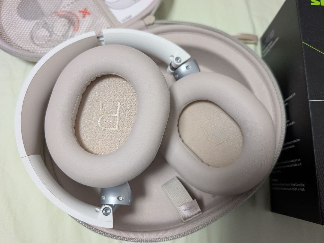 SHURE AONIC 40 ワイヤレスヘッドホン　SBH1DYWH1-J