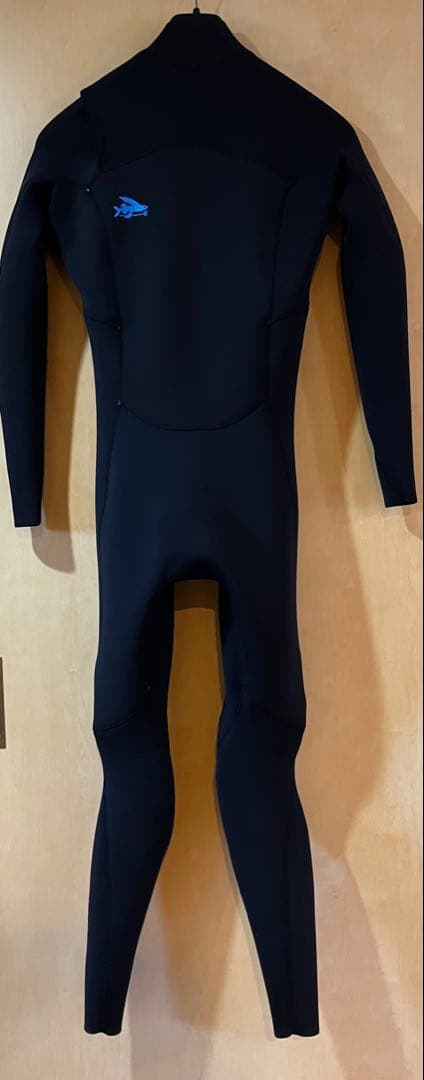 patagonia フルスーツ レギュレーターライト　メンズS