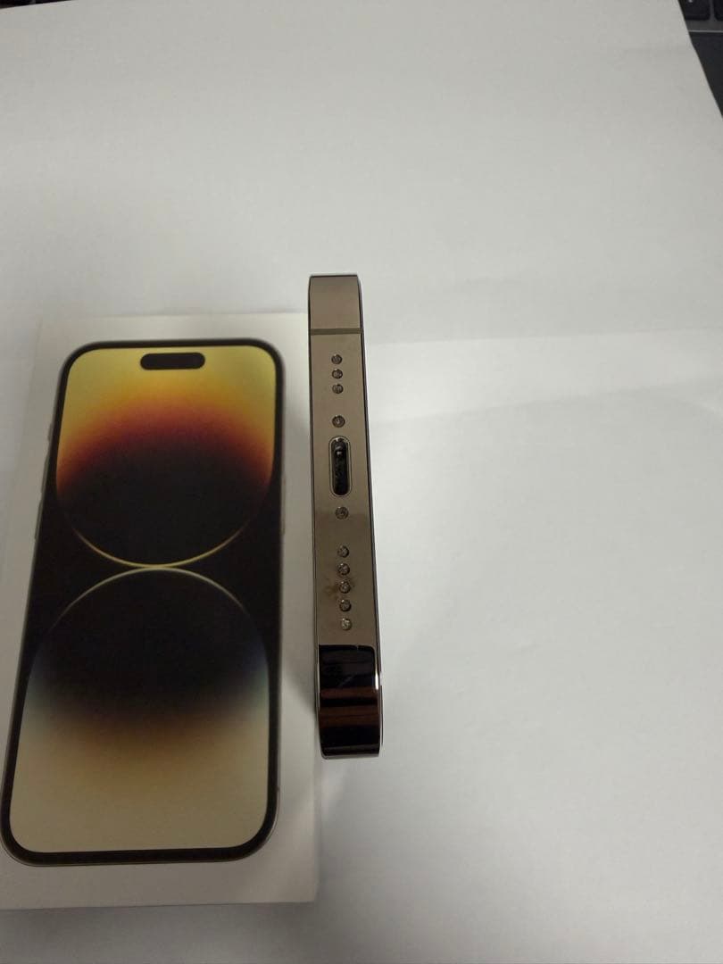 iPhone 14 Pro ゴールド 256 SIMフリー