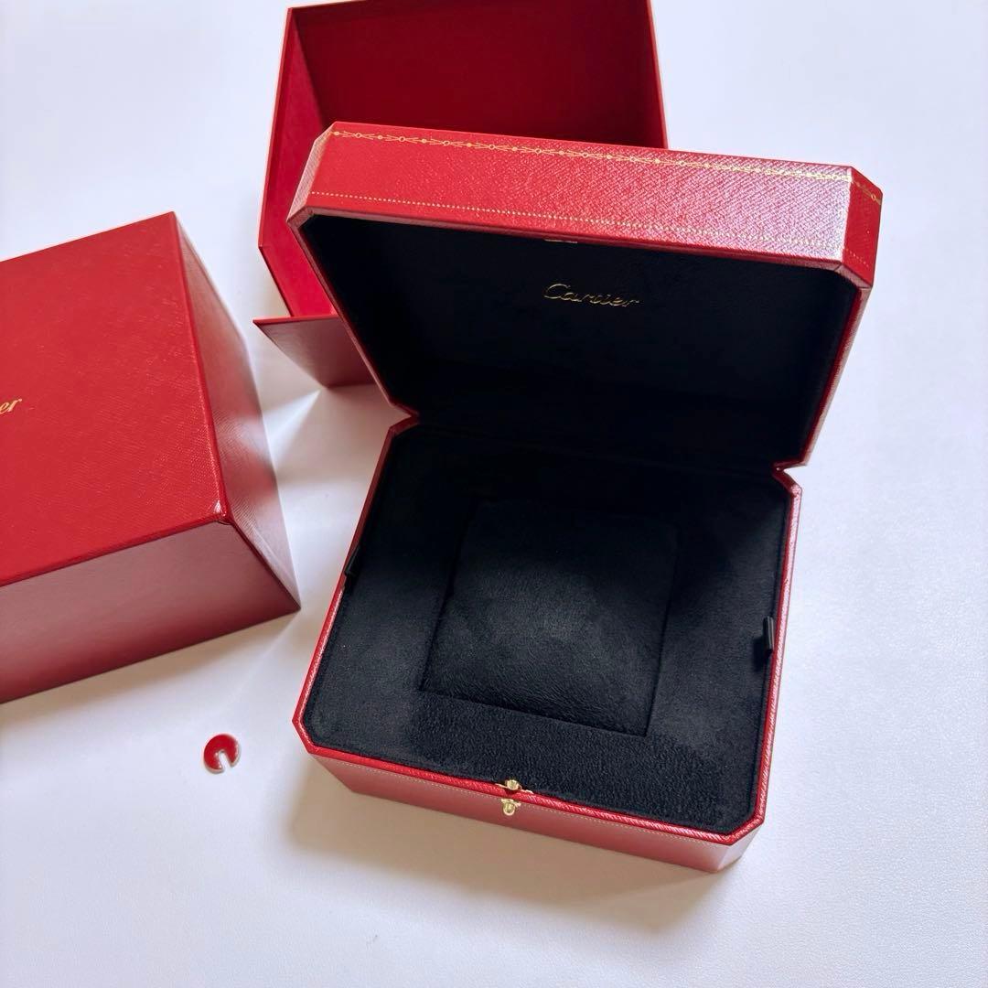 美品　カルティエ　腕時計　ウォッチ　ケース　空箱　現行品