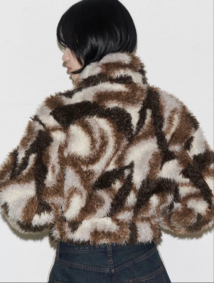 新品タグ付き　EMODA シングルミニボアブルゾン ブラウン