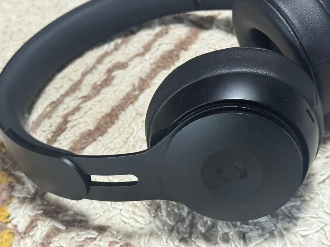 Beats SOLO PRO ワイヤレスヘッドホン ブラック